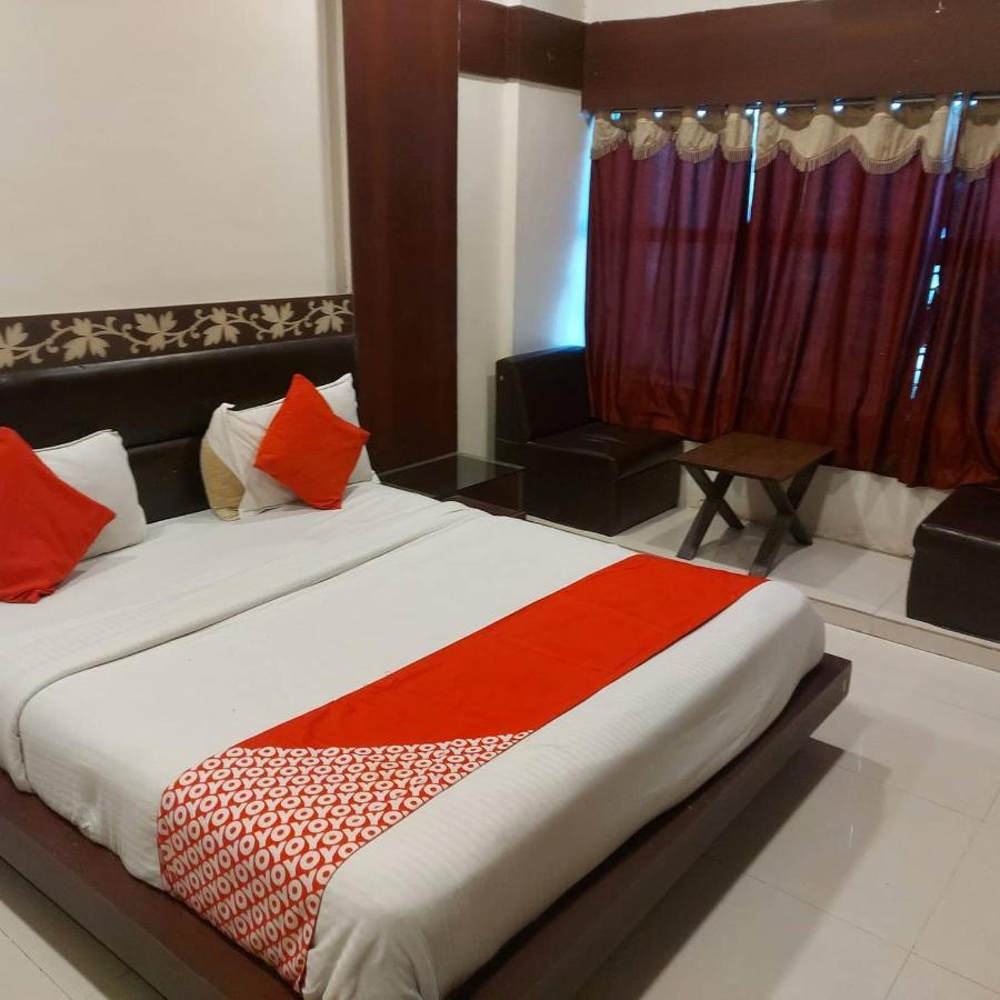 Hotel Shreenath Αχμπανταμπάντ Εξωτερικό φωτογραφία