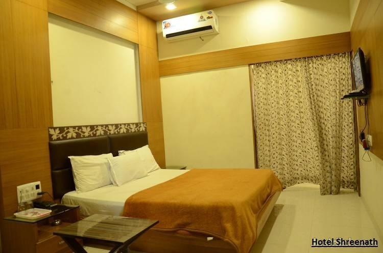 Hotel Shreenath Αχμπανταμπάντ Εξωτερικό φωτογραφία